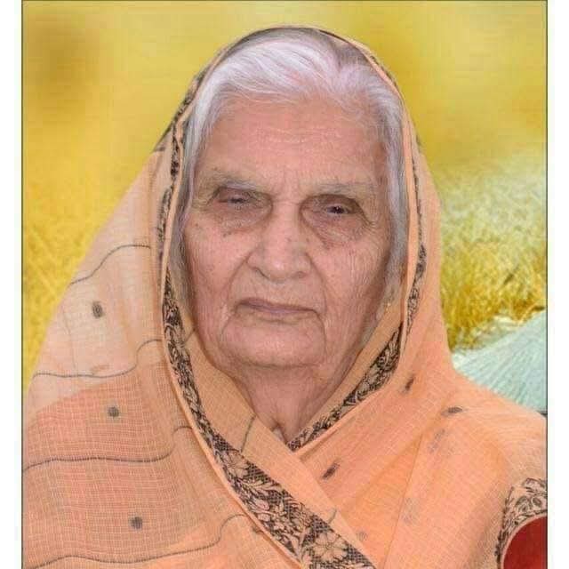 बाड़मेर की पूर्व जिला प्रमुख, राजस्थान सरकार में पूर्व मंत्री व थार में शिक्षा की जोत जगाने वाली शख्सियत आदरणीया  मदनकौर का निधन एक अपूरणीय क्षति हैं ईश्वर दिवंगत आत्मा को शांति प्रदान करावें #satyapalmalik #मदनकौर
 #Satyapalmalik