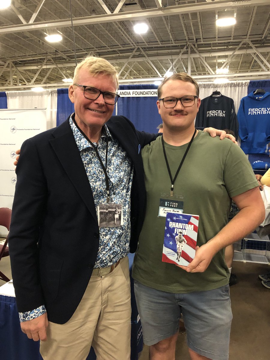 kallevirtapohja's tweet photo. It was really a surreal experience to sign my book Phantom Finn to Paavo Nurmi at FinnFest 🇫🇮🇺🇸
#PaavoNurmi
#PhantomFinn #FinnishHeritage #Duluth #Turku #Running #FinnFest2025 https://t.co/9F0776Xg8o