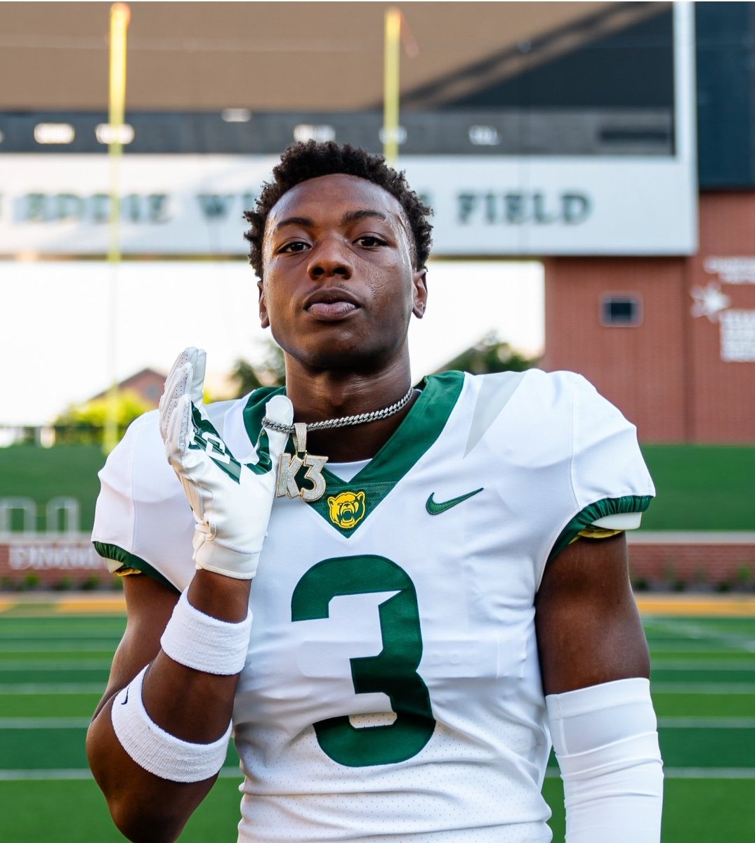Baylor Bears On SI (@baylorbearsonsi) on Twitter photo Kamauryn Morgan (<a href="/KamaurynM/">Kamauryn βK3β Morgan</a>) is going to be the real deal in Waco.
'K3 gained 40 pounds because he wants to play football. Like they're prepared to do something right now. It's not like a wait and go get it.'
STORY:si.com/college/baylorβ¦ Kamauryn Morgan (<a href="/KamaurynM/">Kamauryn βK3β Morgan</a>) is going to be the real deal in Waco.
'K3 gained 40 pounds because he wants to play football. Like they're prepared to do something right now. It's not like a wait and go get it.'
STORY:si.com/college/baylorβ¦