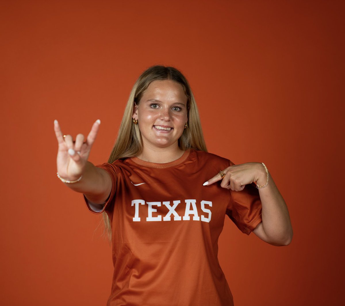 CarolineSwann52 tweet media