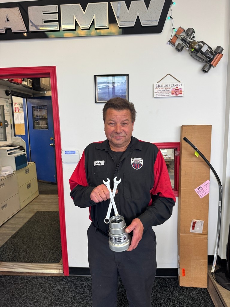 After a successful and impactful June, we are proud to recognize Kelly as the recipient of July's Integrity and Excellence Award. 

Congratulations, Kelly—your hard work and dependability continue to set the standard for our team!