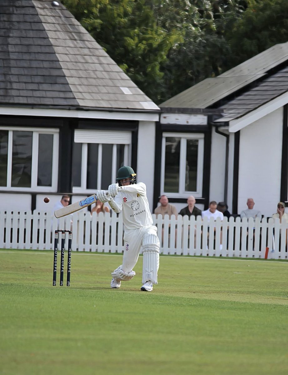 Congratulations to our very own Joe Bramley on his maiden club century on Saturday v Houghton &amp; Thurnby

104  (97) 8 x 4’s  3 x 6’s 🏏