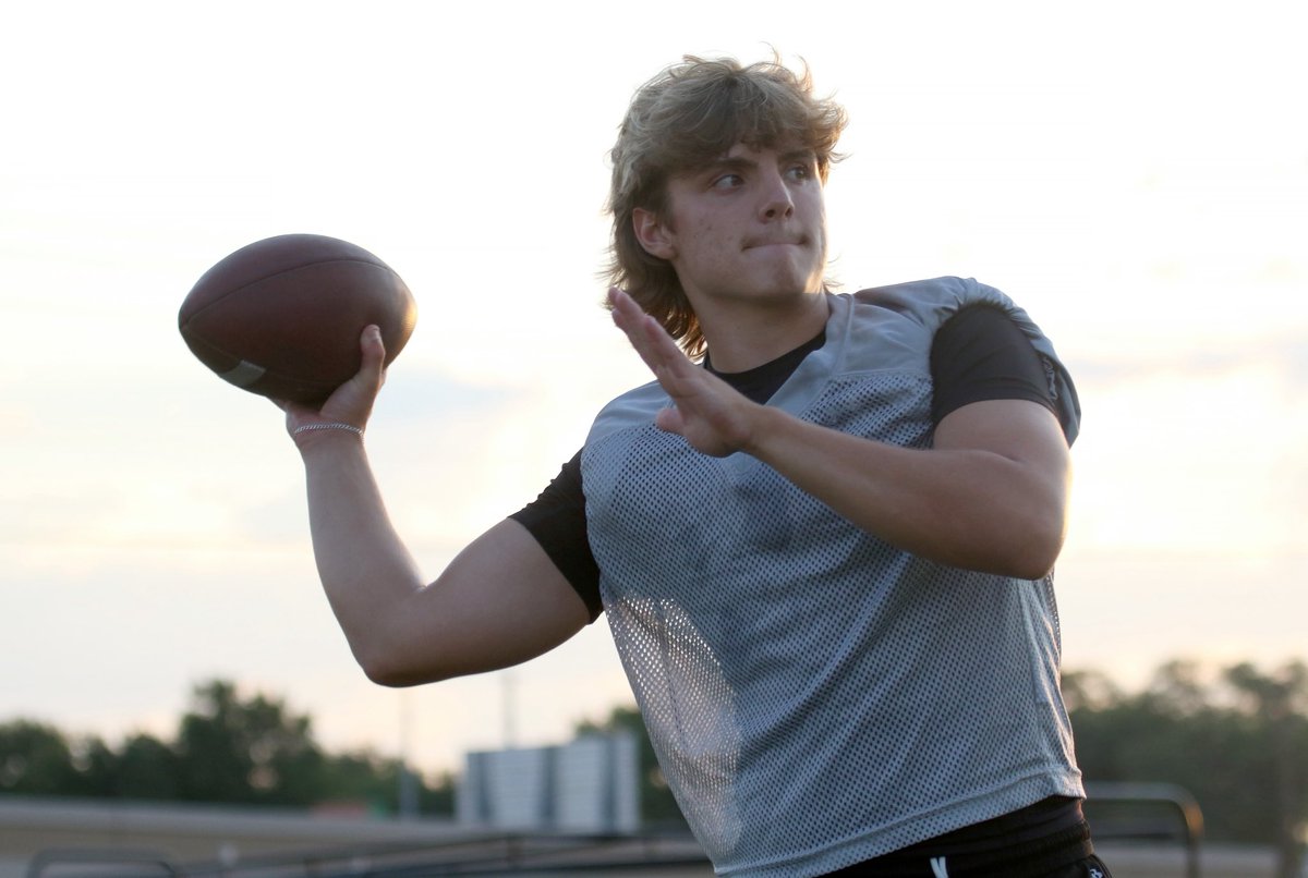 Check out the Randall Raider Football team heading into 2025 #txhsfb. @KVIIsportsguy talks with <a href="/FTSraiderball/">Dan Sherwood</a>.
🔗 presspass.news/randall-raider…