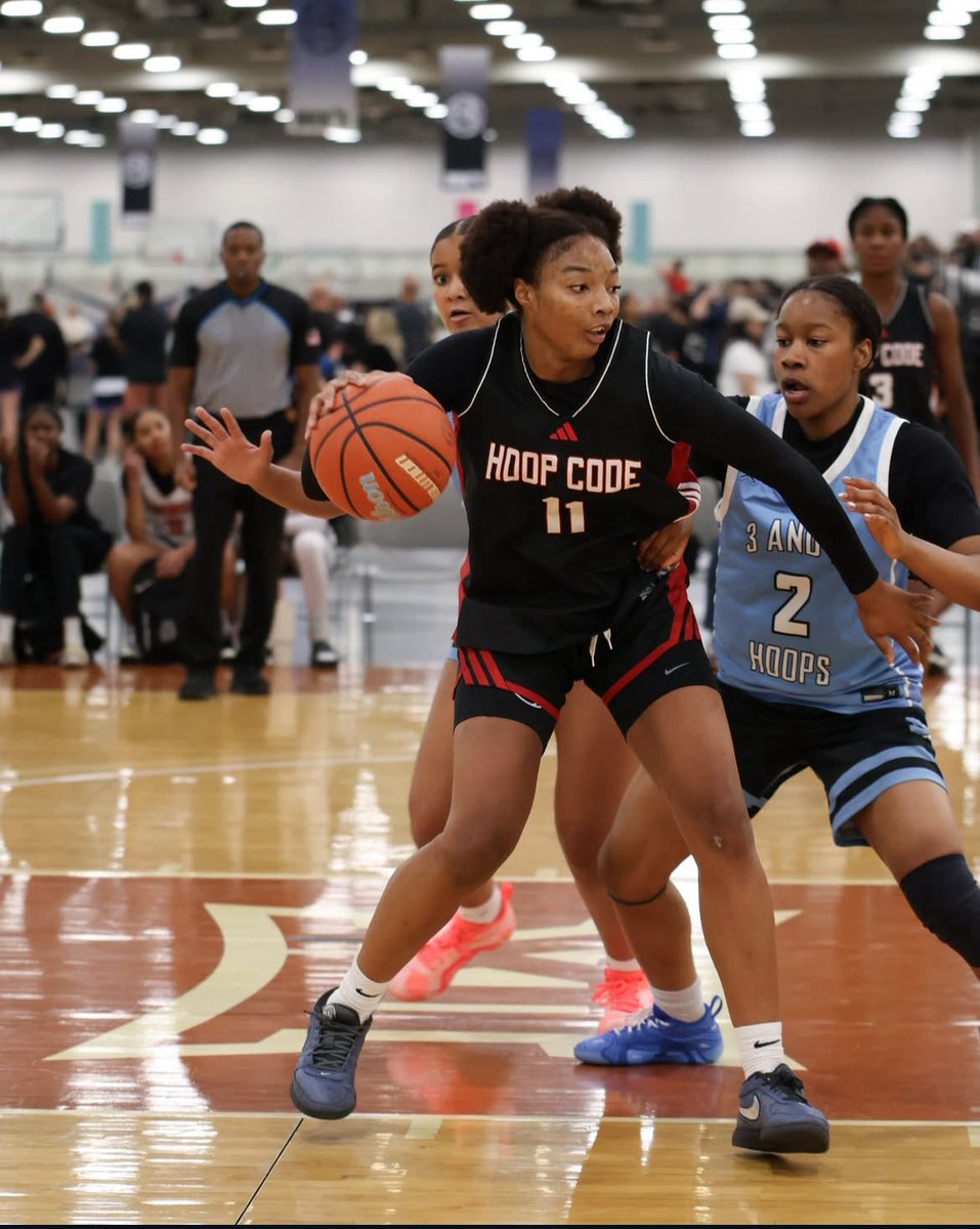 2026 SF Noelle Mulvanny (<a href="/nmulvanny_26/">Noelle Mulvanny</a>) announced her commitment to UC San Diego (<a href="/UCSDwbb/">UC San Diego WBB</a>), per <a href="/fleeezeee/">Jason Fleegle</a>.

📸 actionby_ab (IG)

#YouAreElite #EliteSportsVisuals