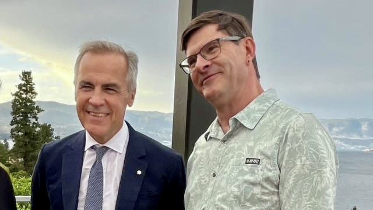 BCSARA (@bcsarassoc) on Twitter photo Big day 👏 for the SAR community as our BCSARA Prez Chris Mushumanski had the incredible opportunity to meet with 🇨🇦 Prime Minister Mark Carney <a href="/MarkJCarney/">Mark Carney</a>
They chatted about SAR, the value of our National Parks & bonded over their shared ❤️ for The Tragically Hip 🎸 👍🏼👍🏼Chris! Big day 👏 for the SAR community as our BCSARA Prez Chris Mushumanski had the incredible opportunity to meet with 🇨🇦 Prime Minister Mark Carney <a href="/MarkJCarney/">Mark Carney</a>
They chatted about SAR, the value of our National Parks & bonded over their shared ❤️ for The Tragically Hip 🎸 👍🏼👍🏼Chris!