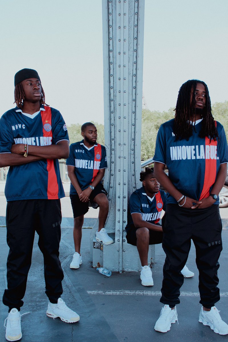 Nhvc_Ilr's tweet photo. LE NOUVEAU MAILLOT DE LA MARQUE NHVC INSPIRÉ DU MAILLOT DOMICILE 2001/2002 DU PARIS SAINT GERMAIN.

BIENTÔT DISPONIBLE 🇫🇷 https://t.co/mePqX2EnD7