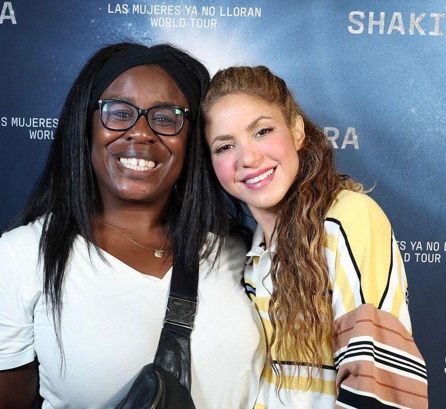 MariaE93391's tweet image. #ShakiraReinaLatina y la actriz estadounidense #UzoAduba quien obtuvo un amplio reconocimiento por su papel de Suzanne &quot;Ojos Locos&quot; Warren en la serie de Netflix Orange Is The New Black. 👑🌟♥️👑🌟♥️