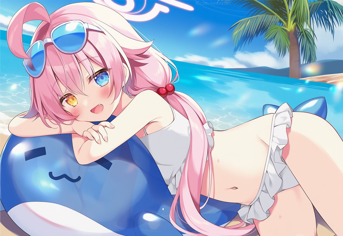 滑り込みで水着のホシノおじさん #ブルアカ