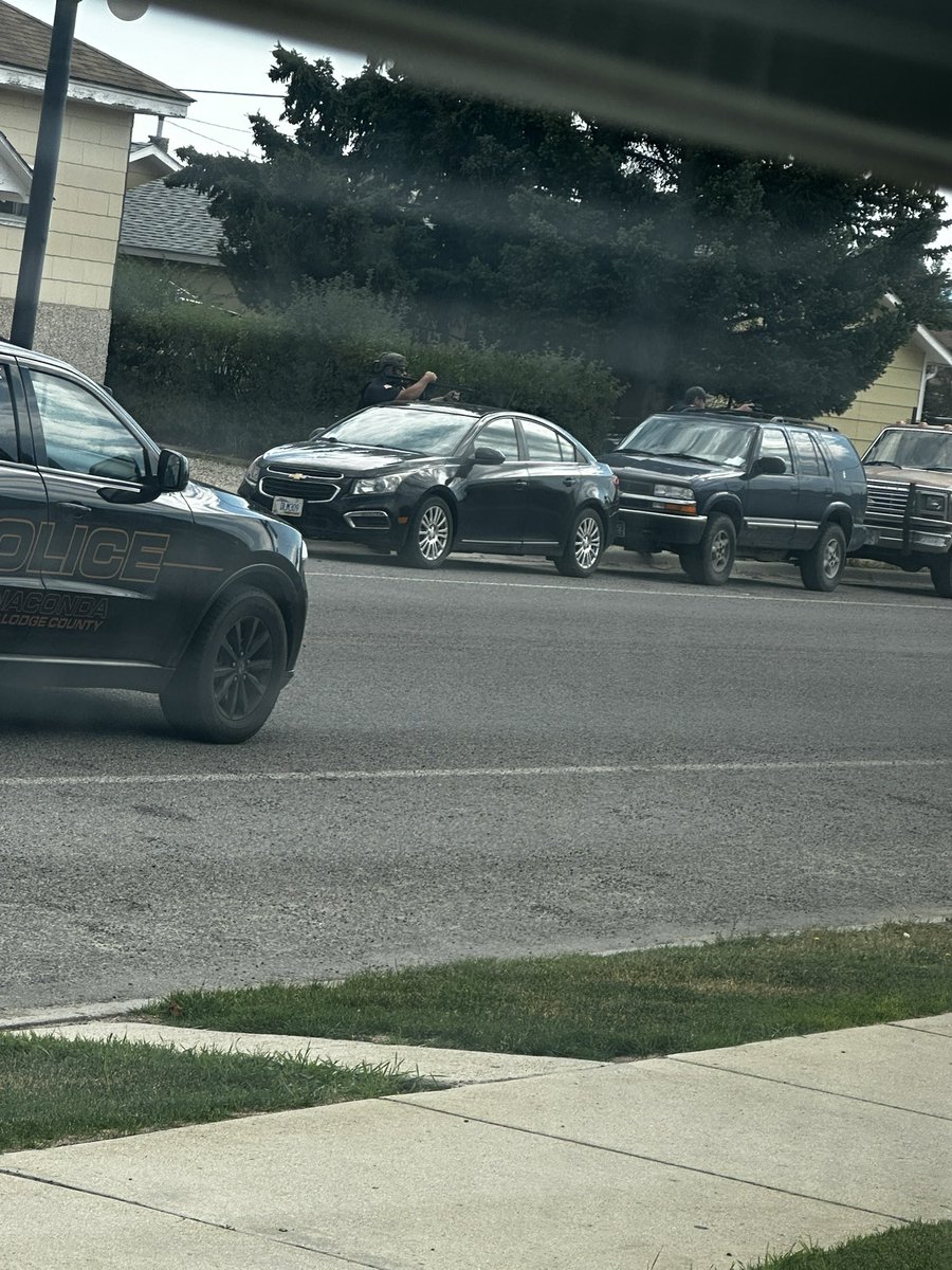 In Anaconda, MT covering the ongoing search for the person who shot and killed 4 people at a bar. A neighbor shared these photos with me of law enforcement responding to The Owl Bar on Friday.