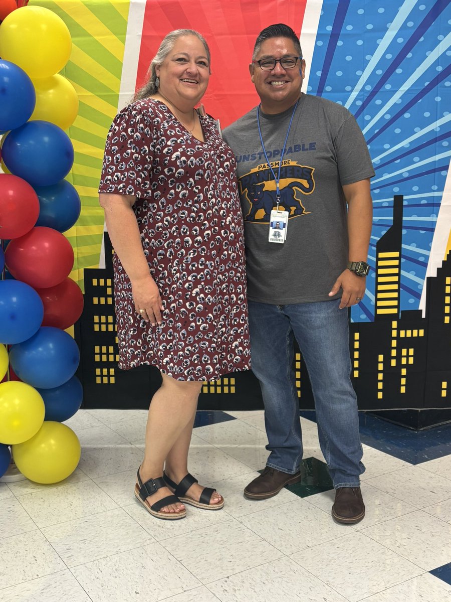 TechCoachFikac's tweet image. Over 15 years ago, he was a student teacher at the campus I served. He was eager to learn, grow, and make a difference. Today, I had the privilege of providing professional learning at his campus, where he now leads as an administrator. What a full-circle moment! ❤️
@NISDPassmore