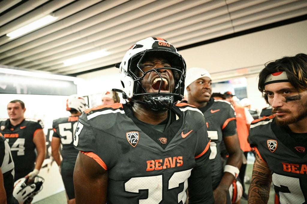 CFB Nation ๐ (@thecfbnation) on Twitter photo EDGE Oluwaseyi Omotosho Has Announced His Commitment To West Virginia University
Omotosho Had 14T, 8 Solo, TFL, & Sack In 9 Games For Oregon State Last Season
Omotosho Is Currently Enrolled w/ The Mountaineers
#GoCFB #CollegeFootball #HailWV #WVU <a href="/Oluwaseyi_tosho/">Oluwaseyi Omotosho</a> EDGE Oluwaseyi Omotosho Has Announced His Commitment To West Virginia University
Omotosho Had 14T, 8 Solo, TFL, & Sack In 9 Games For Oregon State Last Season
Omotosho Is Currently Enrolled w/ The Mountaineers
#GoCFB #CollegeFootball #HailWV #WVU <a href="/Oluwaseyi_tosho/">Oluwaseyi Omotosho</a>