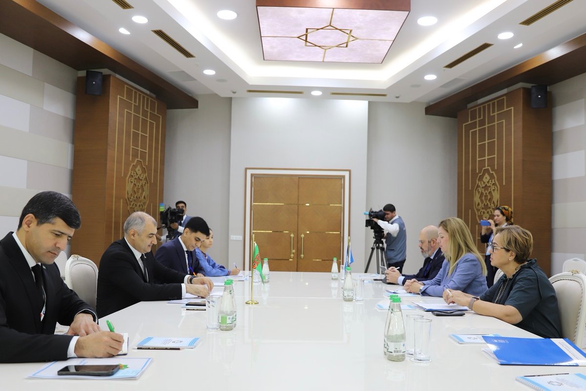 Ivana Zivkovic (@ivana_zivkovic_) on Twitter photo Ahead of #LLDC3 in Awaza, pleased to meet with Deputy Minister of Foreign Affairs Ahmet Gurbanov. We reaffirmed the Turkmenistan–<a href="/UNDP/">UN Development</a> partnership and discussed broad cooperation under the new 2026–2030 Country Programme to support sustainable development and inclusive growth. Ahead of #LLDC3 in Awaza, pleased to meet with Deputy Minister of Foreign Affairs Ahmet Gurbanov. We reaffirmed the Turkmenistan–<a href="/UNDP/">UN Development</a> partnership and discussed broad cooperation under the new 2026–2030 Country Programme to support sustainable development and inclusive growth.