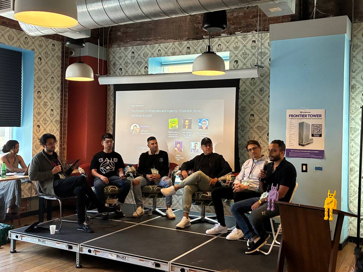 Robo Con (@robocon_ai) on Twitter photo 🤖 Live panel:
Moderated by Gil Rosen (<a href="/theBBFund/">Blockchain Builders Fund</a>), this session features Stefano Bury (<a href="/virtuals_io/">Virtuals Protocol</a>), Sam Green (<a href="/CambrianNetwork/">Cambrian Network 🪴</a>), Niko Cunningham (<a href="/RumiLabs_io/">Rumi</a>), Kony (<a href="/gaib_ai/">GAIB 🟠 | RWAiFi</a>), and Ash Nathan (<a href="/chainlink/">Chainlink</a>) diving into the rise of autonomous AI agents.
🎥 Watch live: 🤖 Live panel:
Moderated by Gil Rosen (<a href="/theBBFund/">Blockchain Builders Fund</a>), this session features Stefano Bury (<a href="/virtuals_io/">Virtuals Protocol</a>), Sam Green (<a href="/CambrianNetwork/">Cambrian Network 🪴</a>), Niko Cunningham (<a href="/RumiLabs_io/">Rumi</a>), Kony (<a href="/gaib_ai/">GAIB 🟠 | RWAiFi</a>), and Ash Nathan (<a href="/chainlink/">Chainlink</a>) diving into the rise of autonomous AI agents.
🎥 Watch live: