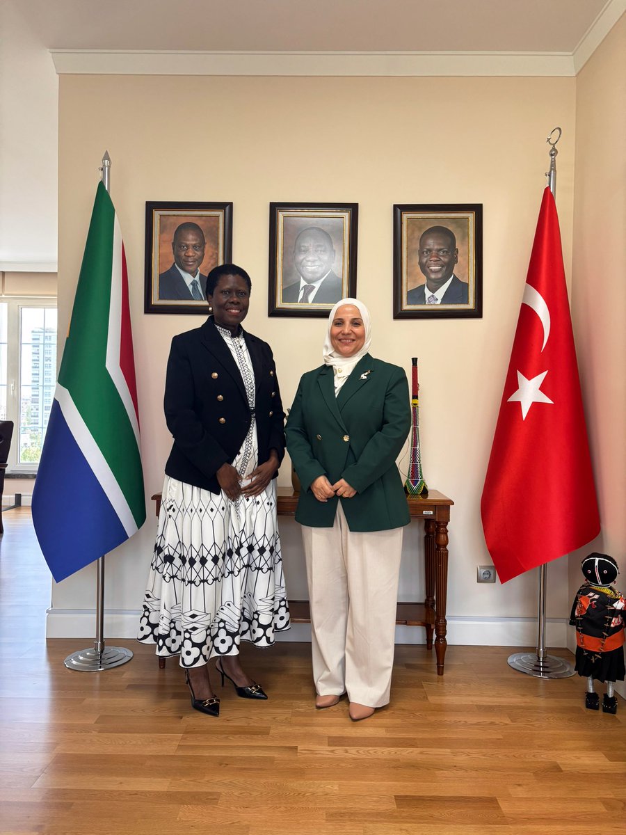 Tasnim Atatrah (@tasnimatatrah) on Twitter photo 🤝🇿🇦 Honoured to meet H.E. Ms. Dipuo Letsatsi-Duba, South Africa’s Ambassador to Türkiye <a href="/SAEmb_Ankara/">South African Embassy Ankara, Turkey</a>
As G20 Chair, 🇿🇦 is championing climate justice and placing the climate-health nexus at the heart of global action, a vision that resonates with WHO’s mission for a healthier 🤝🇿🇦 Honoured to meet H.E. Ms. Dipuo Letsatsi-Duba, South Africa’s Ambassador to Türkiye <a href="/SAEmb_Ankara/">South African Embassy Ankara, Turkey</a>
As G20 Chair, 🇿🇦 is championing climate justice and placing the climate-health nexus at the heart of global action, a vision that resonates with WHO’s mission for a healthier