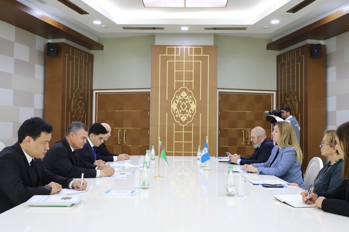 Productive discussion with H.E. Mammethan Chakiyev, DPM of #Turkmenistan. We explored scaling up digital transformation &amp; enhancing transport connectivity. #UNDP is proud to support inclusive AI &amp; innovative digital solutions for sustainable growth in all #LLDCs.