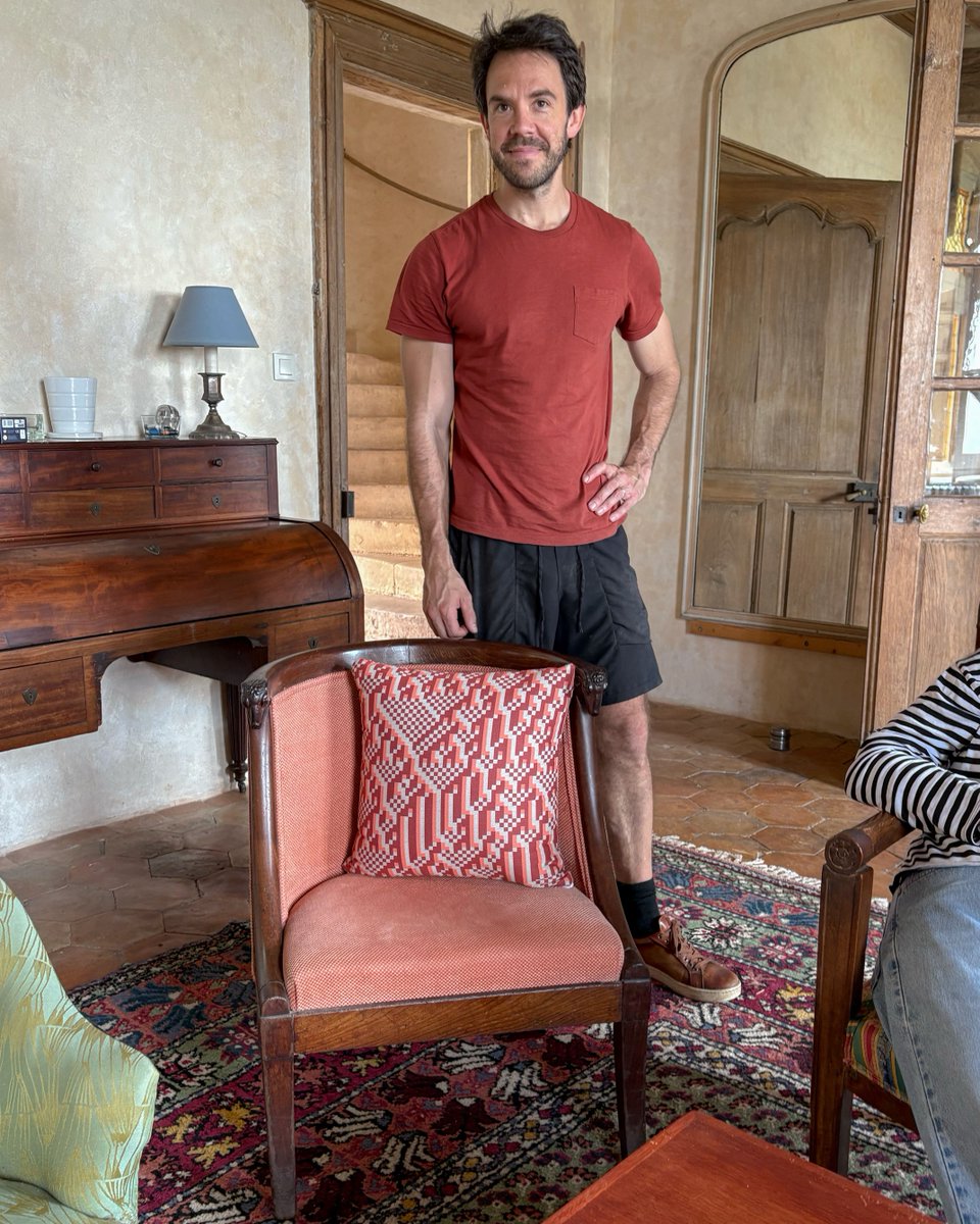 omg_home_design's tweet image. We are getting ready for @viennadesignweek (happening Sept 26-Oct 5, 2025). Our prototypes have been on a European tour to get to Vienna. We loved how our bold, modern patterns felt right at home even in historic spaces. 
.
#vdw25 #viennadesignweek #cellularautomata #mathart