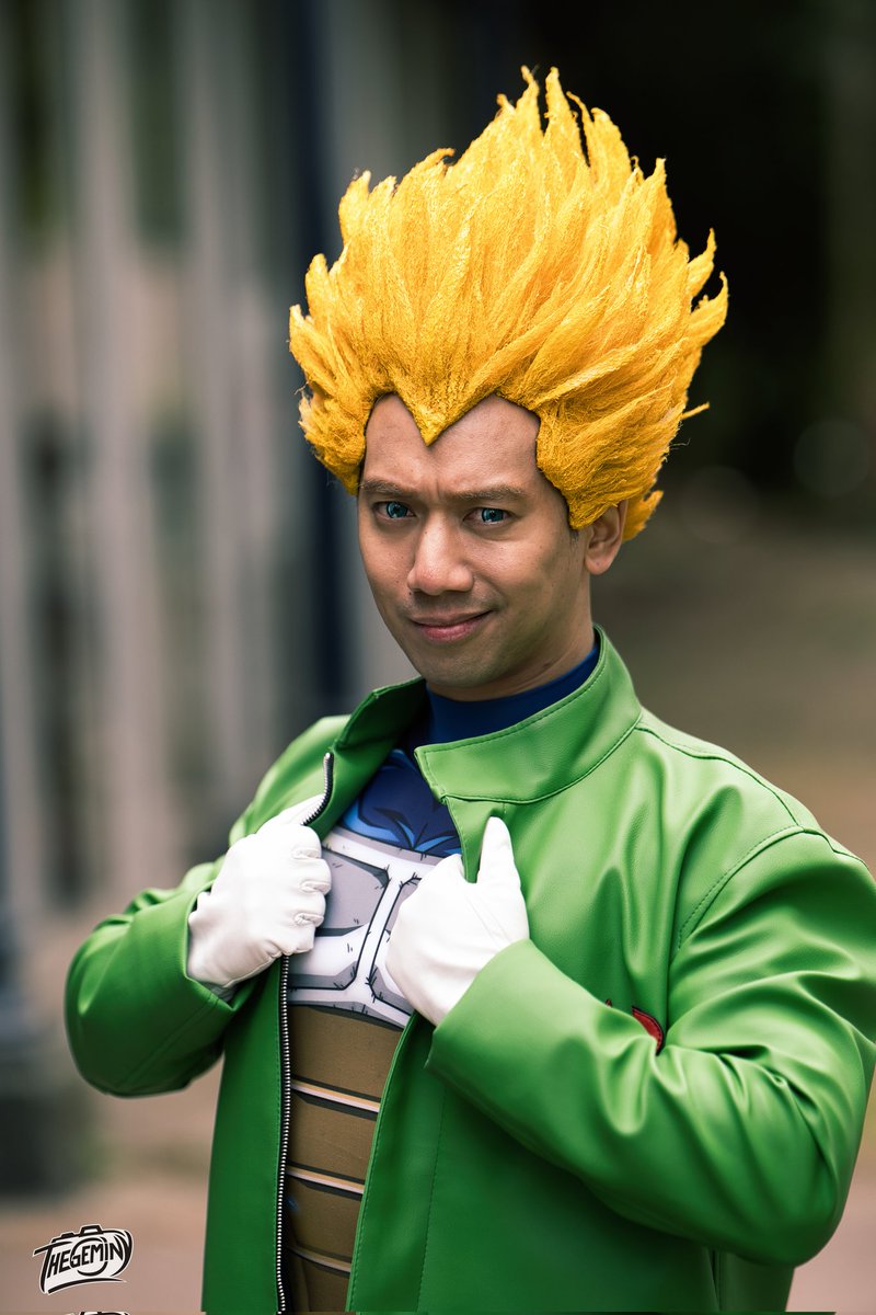 realtanwin's tweet photo. Vegeta the most stylish of Super Saiyans !! 😏🌟
-------
📸 @thegeminy
👕 @justsaiyan_gear 🕊
💇‍♂️ @ezcosplay_com
#vegeta #supervegeta #vegetacosplay #vegetaactor #reallifevegeta #dragonball #dragonballz #dragonballsuper #dragonballdaima #toriyama #toyotaro #japanparty https://t.co/NeQbSmjYdw