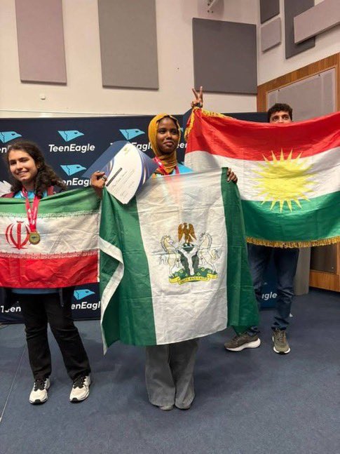 At only 15, Rukayya Muhammad Fema from Yobe shone as the top debater at the 2025 TeenEagle Global Finals in London, UK.

Aboki Daughters are topping the Race.
Nigeria (FG) should reward her performance too……