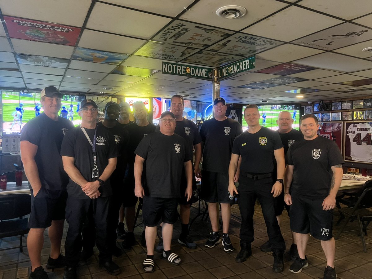 Linebacker Lounge Official (@backerlounge1) on Twitter photo Thank you to the <a href="/IFD_NEWS/">Indianapolis Fire Department ๐</a> for stoping by today for lunch #Backerpeeps Thank you to the <a href="/IFD_NEWS/">Indianapolis Fire Department ๐</a> for stoping by today for lunch #Backerpeeps