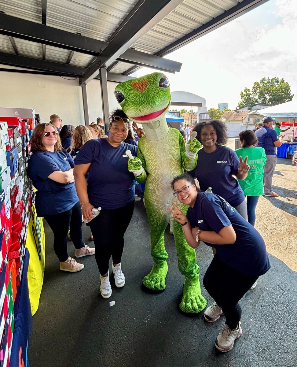 Shoes That Fit tweet media