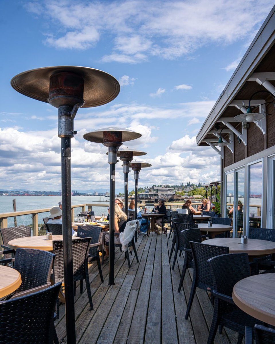 Suns out, decks out! 
Join us for the best waterfront dining in Tacoma!