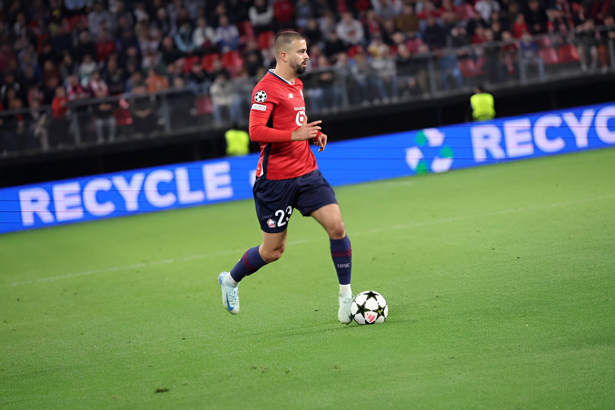 ActuOlympien (@actuolympien) on Twitter photo 🚨L’OM tente de trouver L’OUVERTURE auprès de Lille pour s’offrir Edon Zhegrova 🇽🇰 !!
#TeamOM #MercatOM | 📰 : <a href="/sachatavolieri/">Sacha Tavolieri</a> 🚨L’OM tente de trouver L’OUVERTURE auprès de Lille pour s’offrir Edon Zhegrova 🇽🇰 !!
#TeamOM #MercatOM | 📰 : <a href="/sachatavolieri/">Sacha Tavolieri</a>