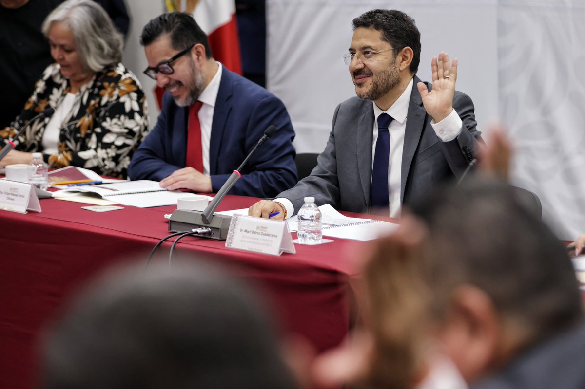 martibatres's tweet photo. Nos dimos cita para llevar a cabo la 4ta Sesión Extraordinaria de la Junta Directiva del @ISSSTE_mx en la que principalmente aprobamos el Programa Institucional 2025-2030 y la propuesta de Programa de Reestructuración de Créditos Deteriorados en apoyo a las personas acreditadas de @FOVISSSTEmx.