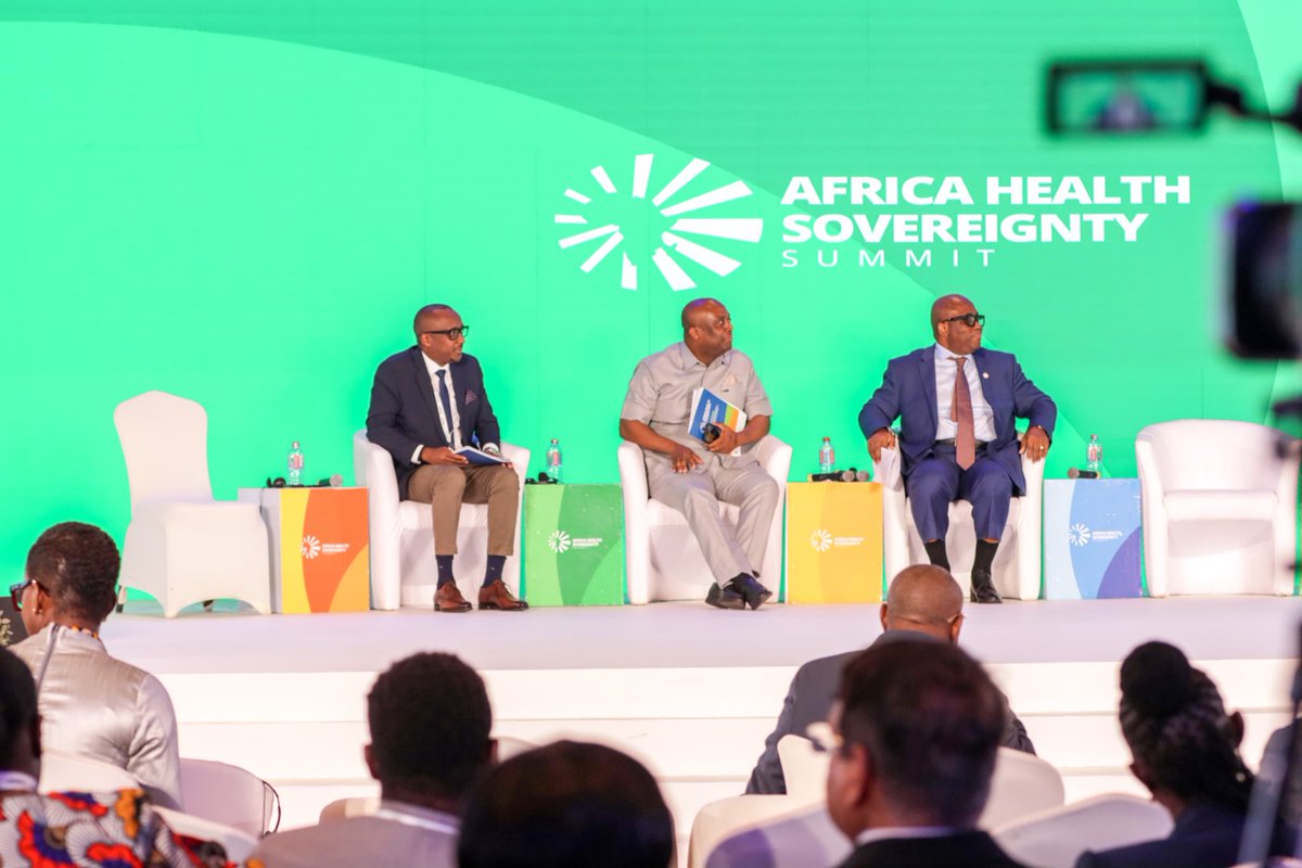 Today in #Ghana, Director General <a href="/CMuvunyi/">Prof. Dr. Claude M. Muvunyi</a>  joined global and #Africa-n health leaders at the #AfricaHealthSovereigntySummit to discuss efforts toward building sustainable, resilient, and sovereign health systems across the continent.

Reflecting on #Rwanda's experience with