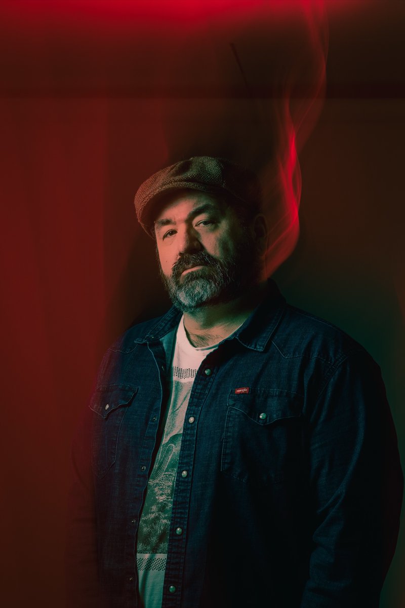 MAGNETMagazine's tweet photo. #MAGNETExclusive: Premiere of #JonNolan & #GoodCo.’s “Sea Glass” (@strollingbones_ ). “MidCoast Maine is breathtaking. Sometimes I’ll write a linear story, other times a song like this happens. Sea glass is a lovely metaphor for how life unfolds”: https://t.co/dZOTmh6XUu https://t.co/Xsj0twiuJv
