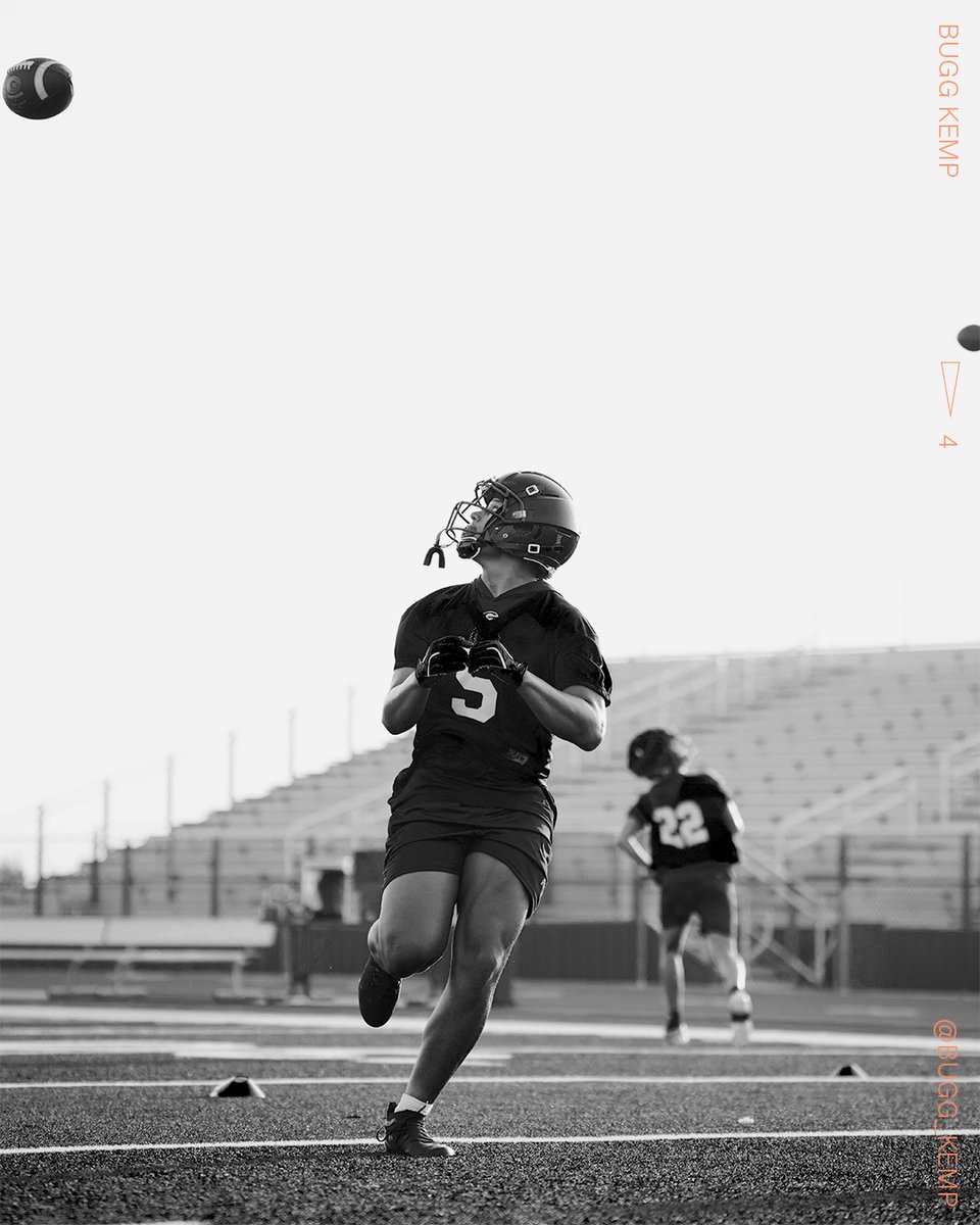 ElevateHymn's tweet photo. Working with Local DFW Sports Programs. Today, We Captured some Gainesville Leopards!
#goleopards #dfwsports #texasfootball #gainesvilletexas https://t.co/aQuOooL7mi