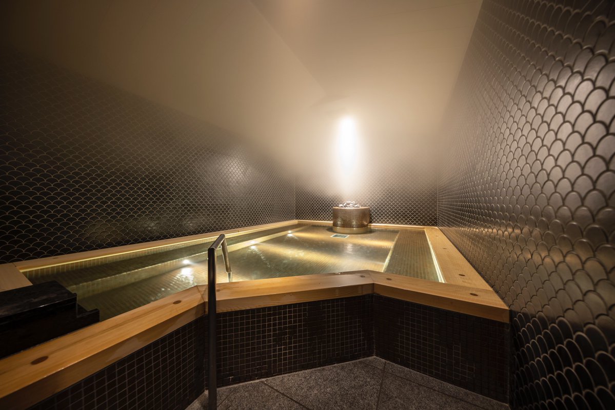 ãµãŠãæ±äº¬ - Sauna Tokyo (@saunatokyo2) on Twitter photo ãæžæ£èžãé¢šåæž©åºŠå€æŽã®ãç¥ããã
æ¬æ¥ããæšå¹Žå€§äººæ°ã ã£ãæžæ£èžé¢šåã®äžææ¹¯ã8ææ«ãŸã§ã®éå®ã§åŸ©æŽ»âšïž
ã»æž©åºŠã¯35âç®å®
ã»æ¯æ¥9æã24æãŸã§ïŒ
ã»ã¹ããŒã ã¯ãã€ãããè¥å¹²ç±ãð¥
äžå身ãæããªã£ããè©ãŸã§æ¹¯è¹ã«æ²ããŠãªã»ããããã°ç¡éã«ãªã©ãã¯ã¹ã§ãã空éãžð§ ãæžæ£èžãé¢šåæž©åºŠå€æŽã®ãç¥ããã
æ¬æ¥ããæšå¹Žå€§äººæ°ã ã£ãæžæ£èžé¢šåã®äžææ¹¯ã8ææ«ãŸã§ã®éå®ã§åŸ©æŽ»âšïž
ã»æž©åºŠã¯35âç®å®
ã»æ¯æ¥9æã24æãŸã§ïŒ
ã»ã¹ããŒã ã¯ãã€ãããè¥å¹²ç±ãð¥
äžå身ãæããªã£ããè©ãŸã§æ¹¯è¹ã«æ²ããŠãªã»ããããã°ç¡éã«ãªã©ãã¯ã¹ã§ãã空éãžð§