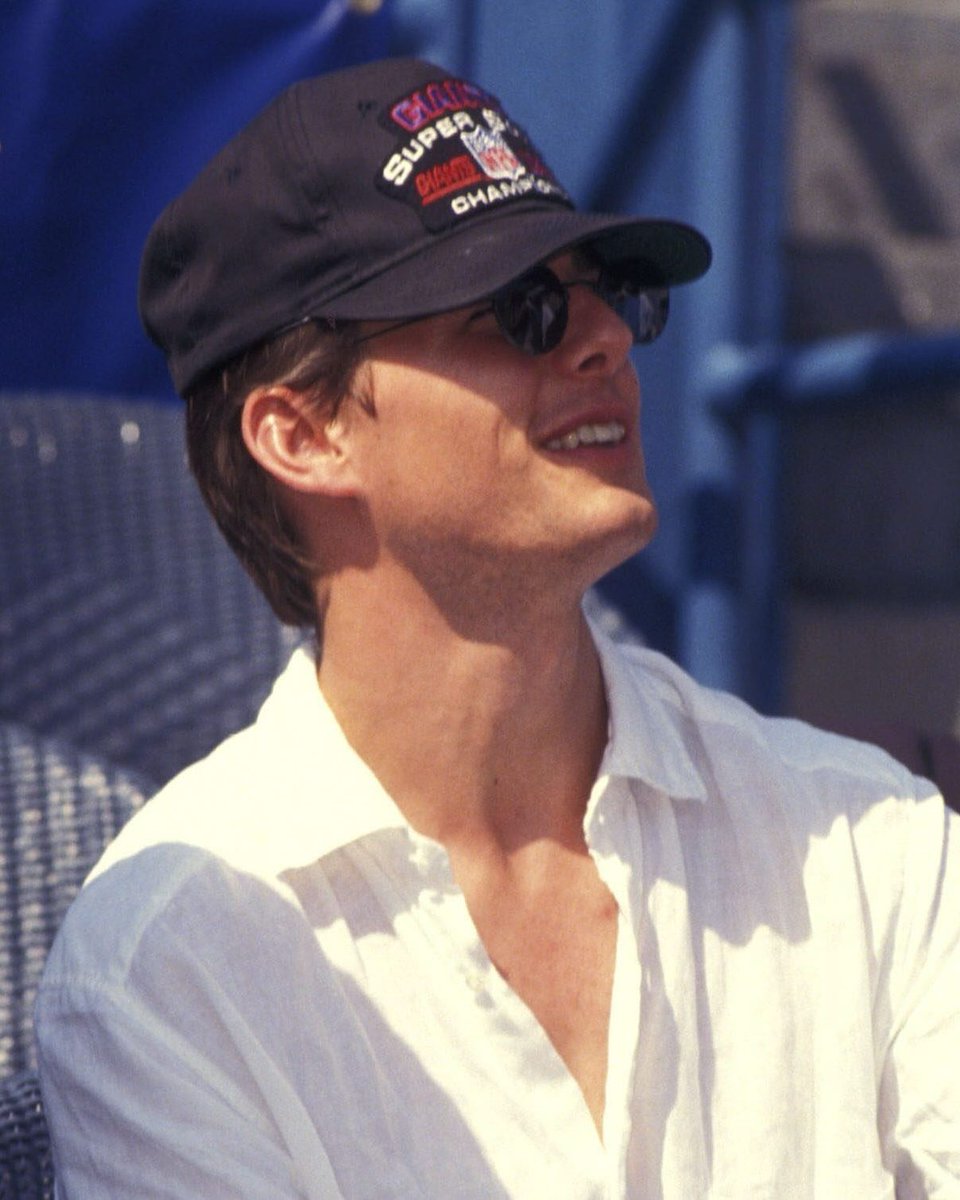 Tom at the U.S. Open Tennis Championships in 1993
😍🤍