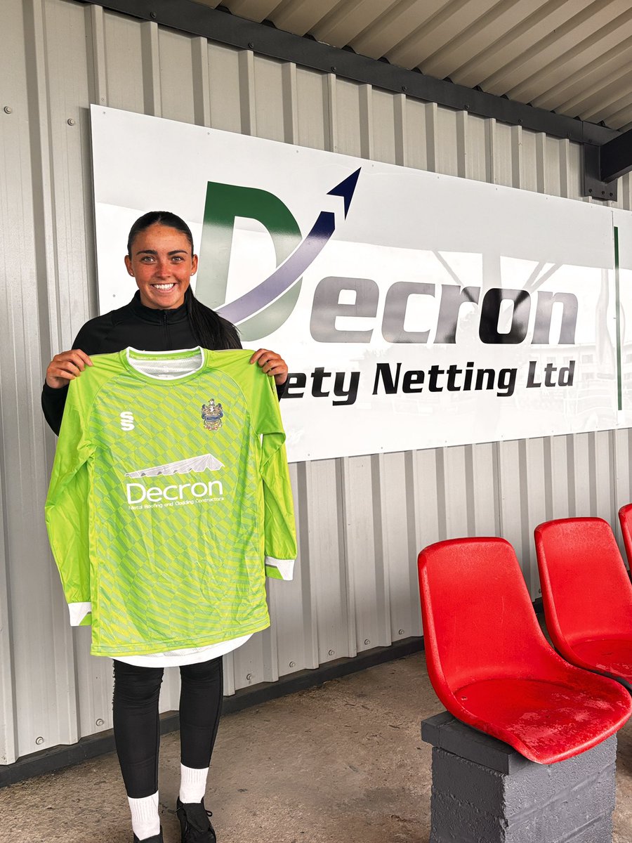 Darwen FC Ladies tweet media