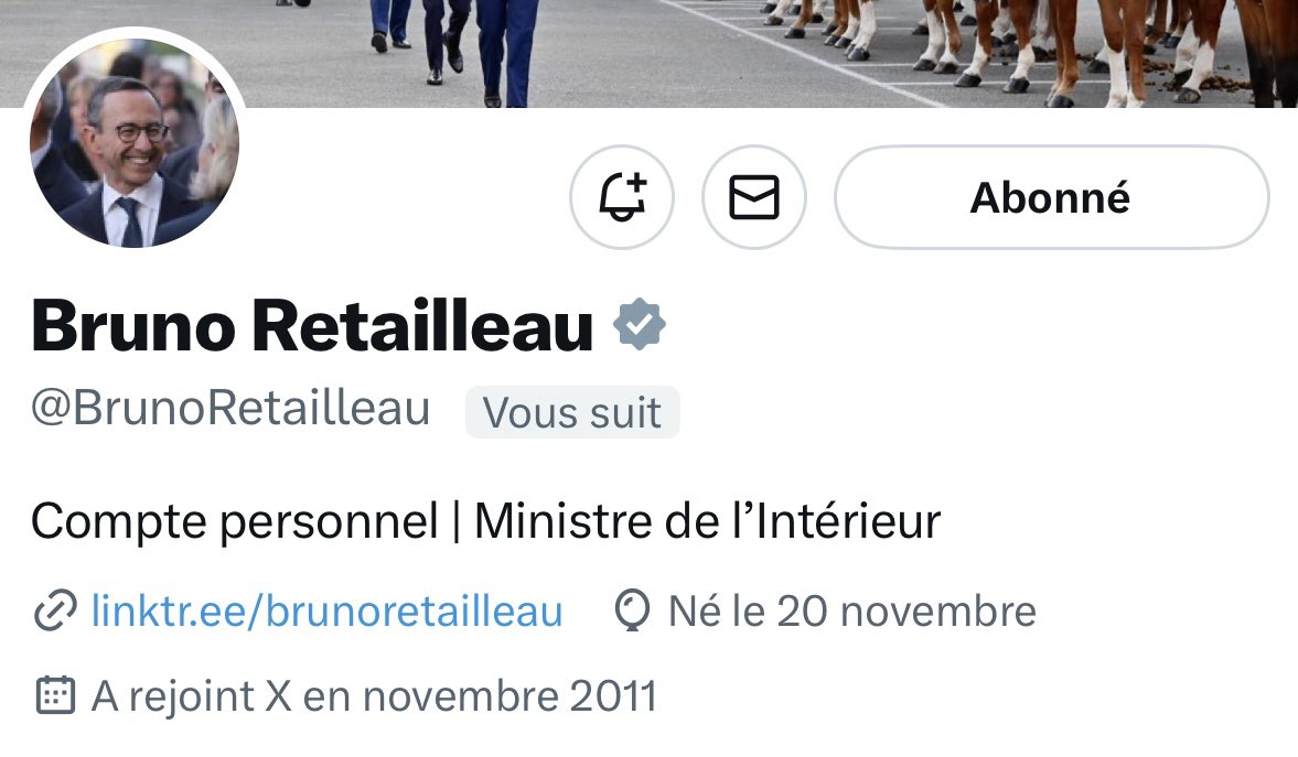 Honorée d’avoir Monsieur <a href="/BrunoRetailleau/">Bruno Retailleau</a> comme follower