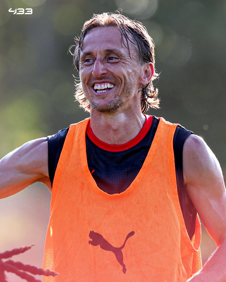 At 39, Luka still plays with the joy of an 8-year-old. He absolutely breathes football. ❤️