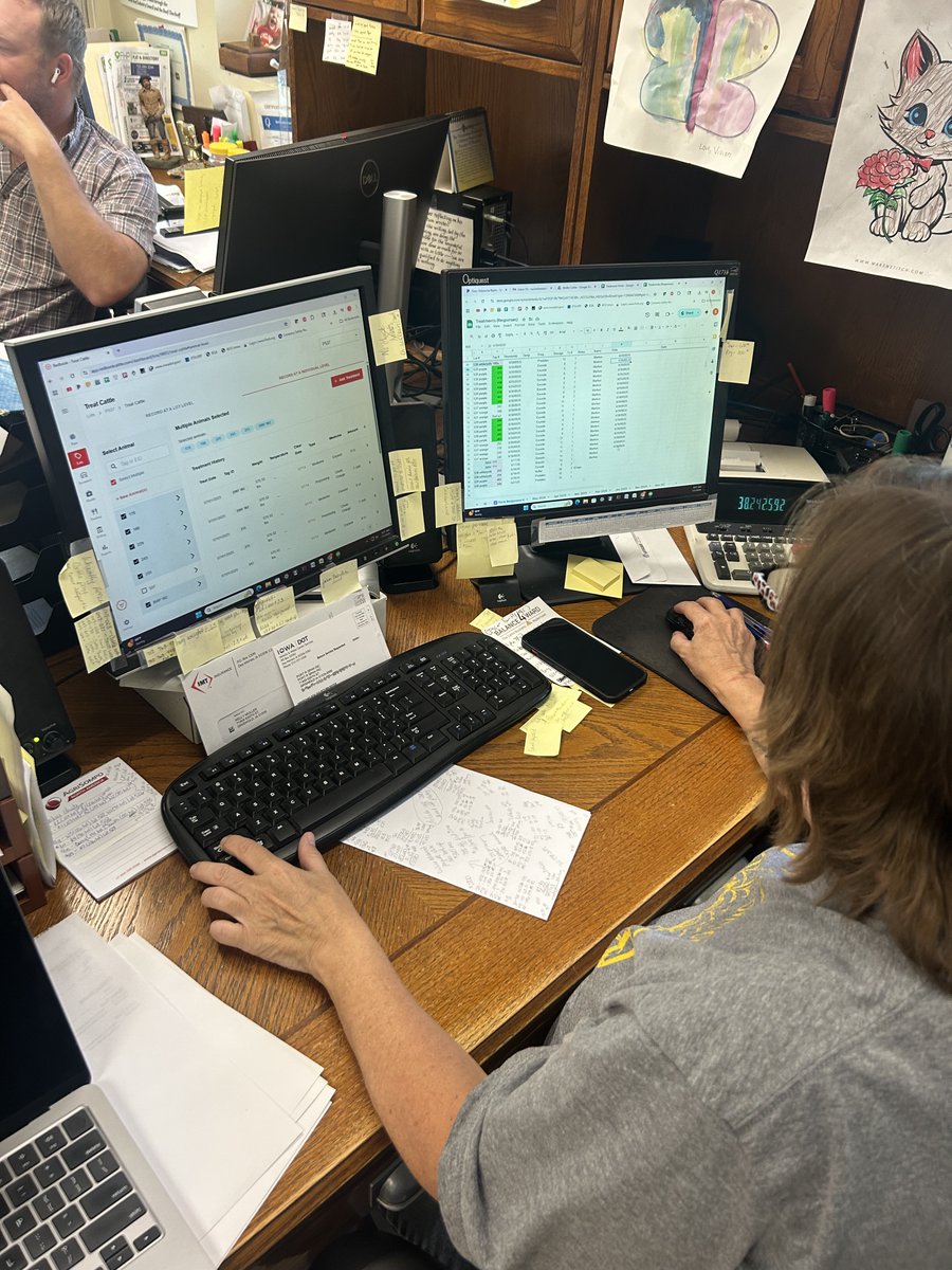 Animal health tracking doesn't have to be an excel or notebook nightmare.
Give us a call to learn how to maximize efficiency in your health records.