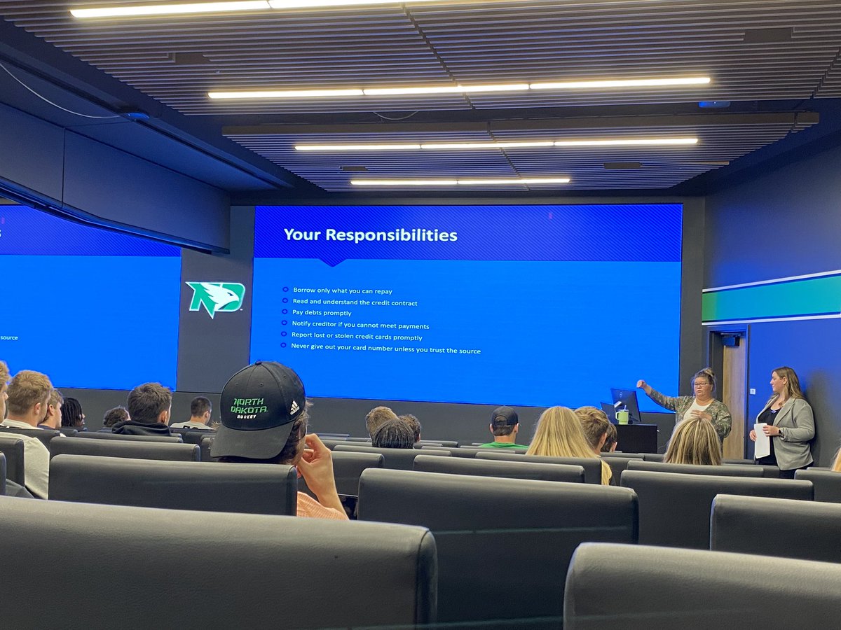 UND Student-Athlete Support Services tweet media