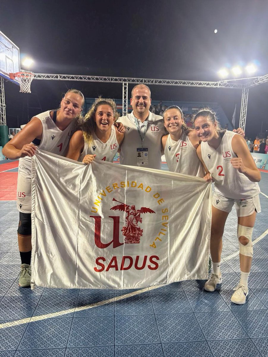 <a href="/SADUSoficial/">SADUS</a> las chicas de la Universidad de Sevilla CAMPEONAS de Europa de 3x3. Felicidades a Inés Rius, Marta García, Elisa Fernández y Pauline Laurenson jugadoras de <a href="/cbsfemenino/">CB Sevilla Femenino</a> y a su técnico Flori <a href="/BaloncestoCoria/">ClubBaloncestoCoria</a>. EQUIPO para la historia,campeonas de España y de Europa.