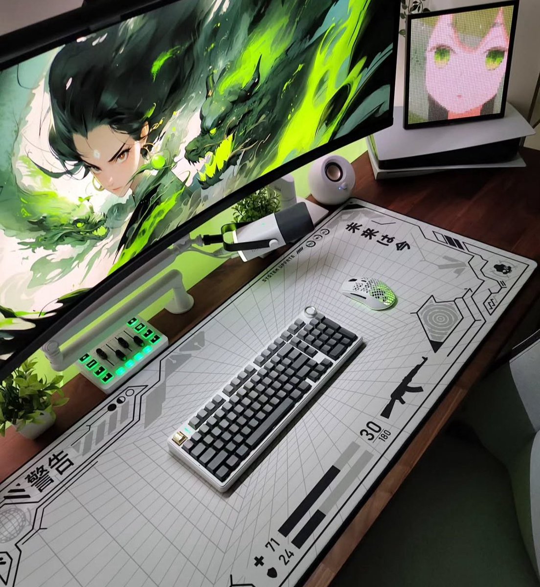 Who needs a new desk mat!? 🍃