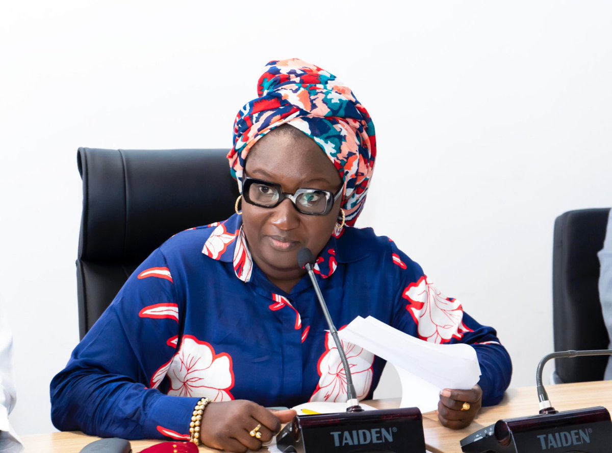 mjs_sn's tweet image. Mme Khady Diene Gaye a ouvert ce 5 août l’atelier d’élaboration du DPPD et du PAP 2026-2028 du MJSC, au stade L.S. Senghor, en présence du Secrétaire d’État Bakary Sarr.

Un temps fort d’échange sur la planification budgétaire du ministère.

#MJSC #DPPD #PAP #Gouvernance