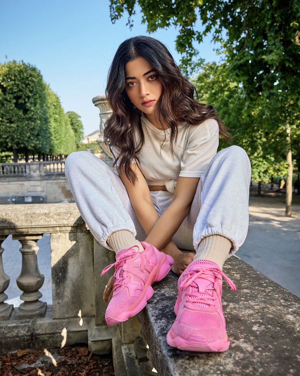 Rashmika Mandanna Kolkata Fan Club (@rmkfc) on Twitter photo .<a href="/iamRashmika/">Rashmika Mandanna</a>, your charm's too much to handle ππ₯ #OnitsukaTigerXRashmika #RashmikaMandanna .<a href="/iamRashmika/">Rashmika Mandanna</a>, your charm's too much to handle ππ₯ #OnitsukaTigerXRashmika #RashmikaMandanna