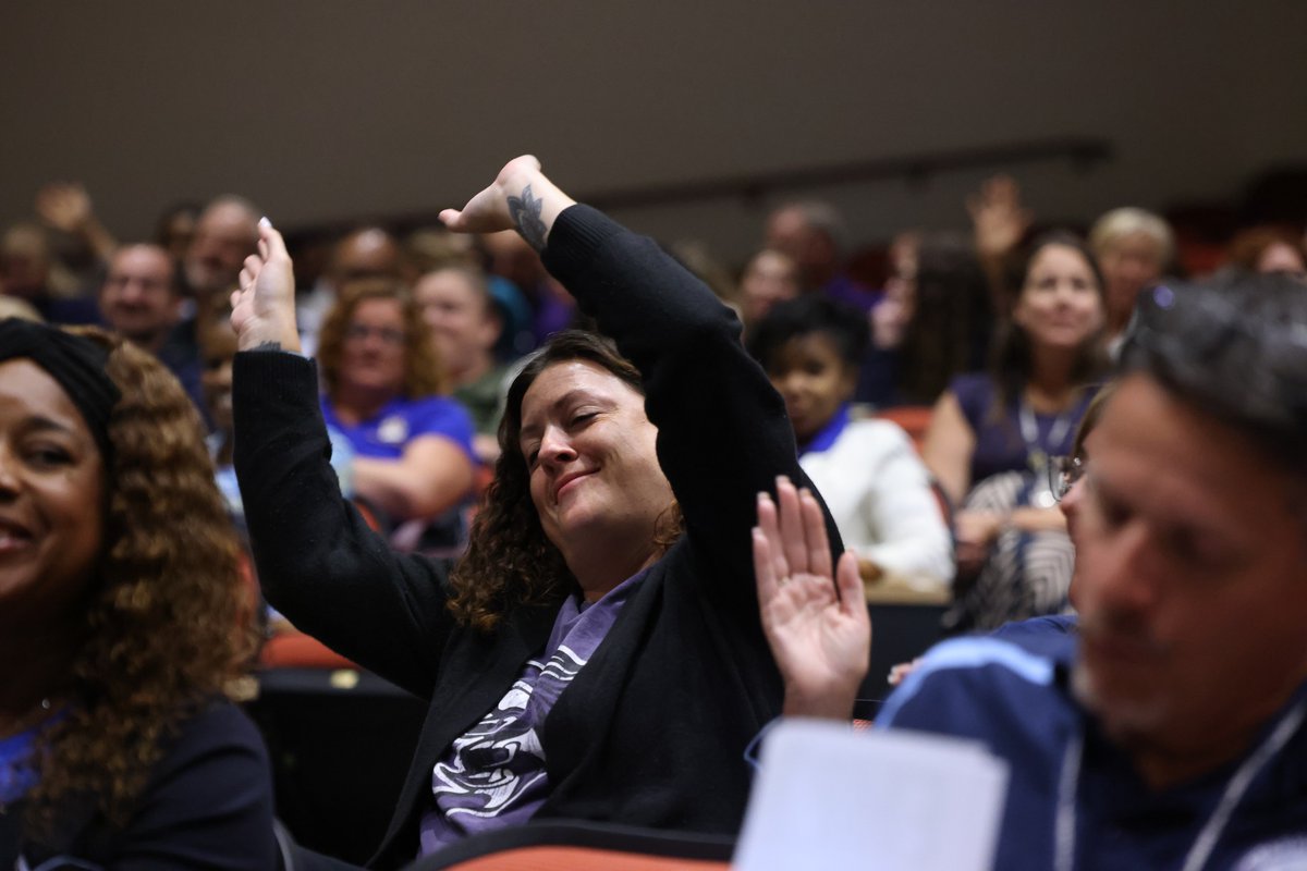 cpschoolsva's tweet photo. 🚀 We launched Empower 2030 today at Grassfield High School during Day 1 of our annual 2025 Empower Conference! Big thanks to keynote speaker @StandTallSteve for the inspiration: "When you stand tall, you don’t think small."
#EmpowerCPS #CPSCelebrates https://t.co/4VsML6bm6L