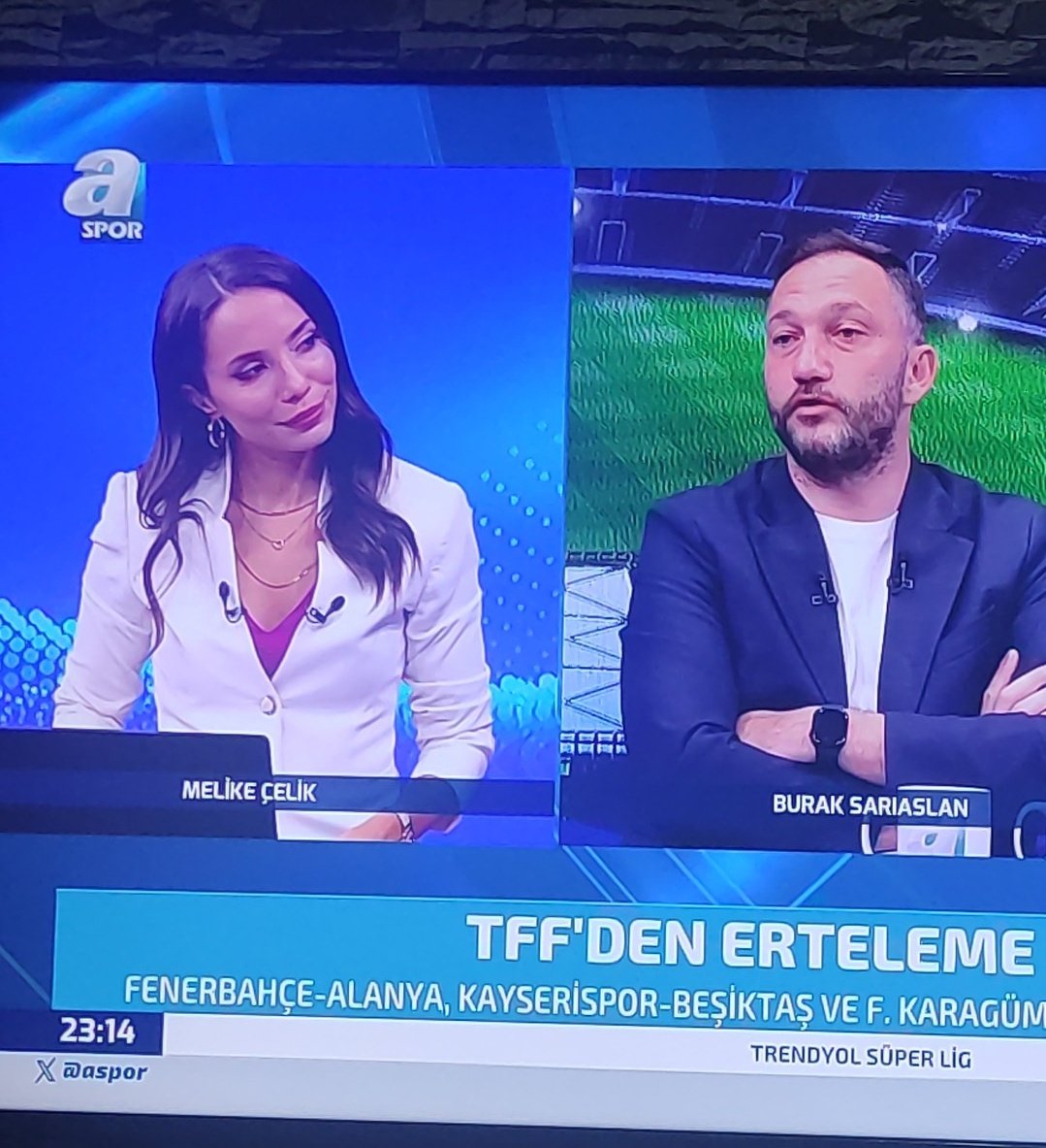 #sonsayfa Ekranların En Güzel Sunucusu Bakışlar ☺️😍🧿 <a href="/melikecelik__/">Melike Çelik</a>