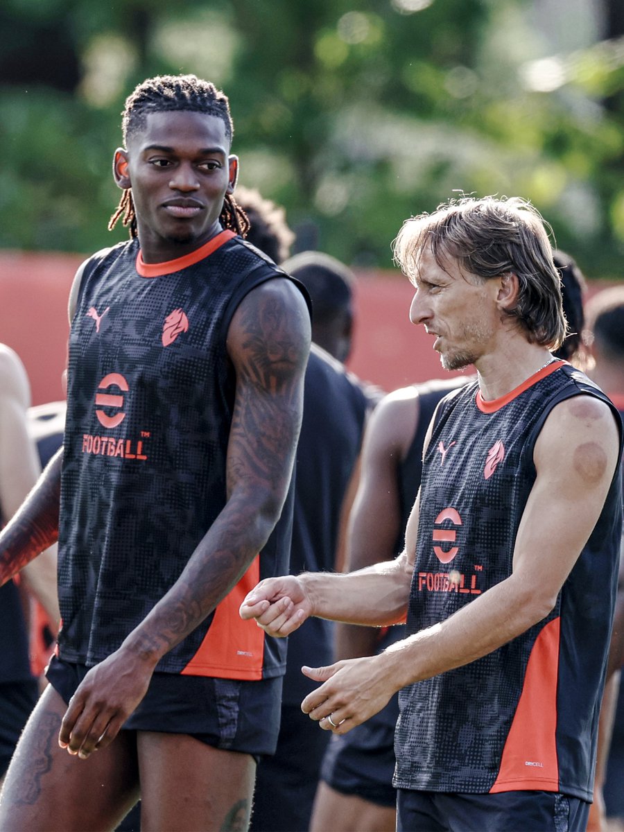 First instructions, Maestro? 🪄