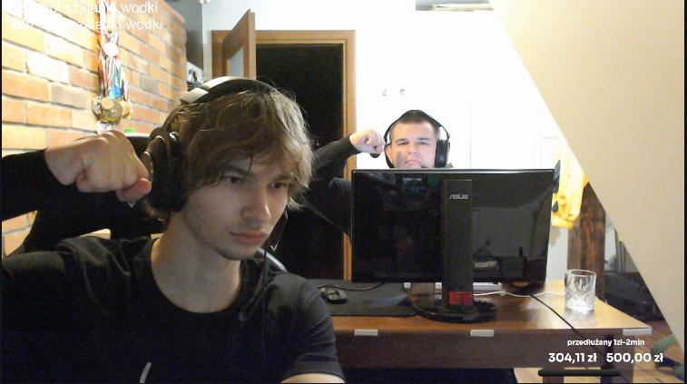 xadmeow's tweet photo. DRUNK STREAM Z GACIEM ZAPRASZAM NA STREAM LINK W KOM! https://t.co/yb6GM8lh6i