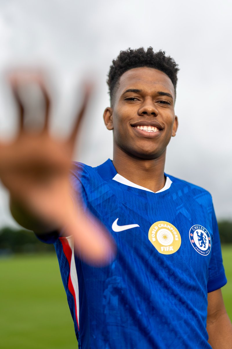 Estêvão has arrived. 🔵📸
