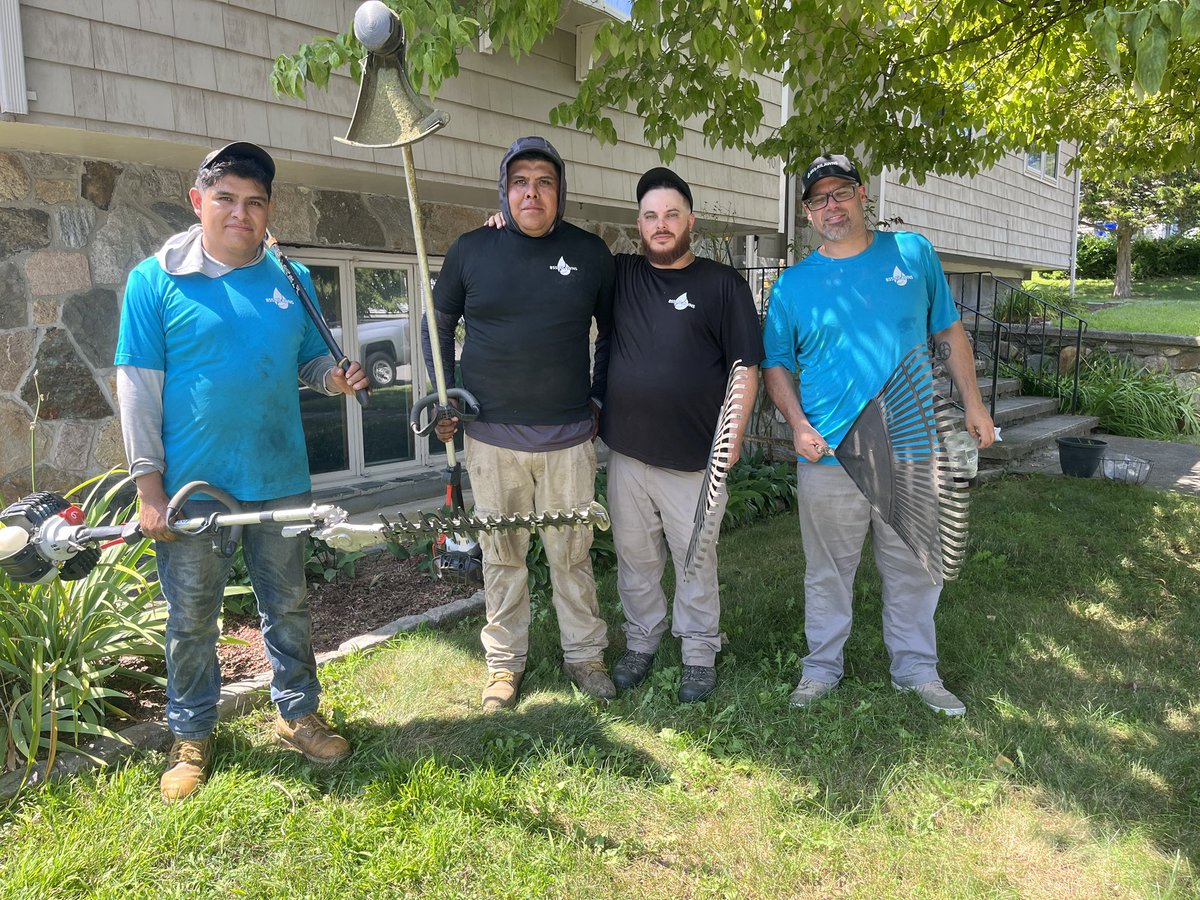 Sam Read (@nbc10_sam) on Twitter photo After neighbors complained their yard was overgrown and messy, a local landscaping company spent 24+ hours clearing a North Providence home-for free. They learned the homeowners were sick (with cancer) so they wanted to take something off their plate. 🥹❤️ The story @ 530. <a href="/NBC10/">NBC 10 WJAR</a> After neighbors complained their yard was overgrown and messy, a local landscaping company spent 24+ hours clearing a North Providence home-for free. They learned the homeowners were sick (with cancer) so they wanted to take something off their plate. 🥹❤️ The story @ 530. <a href="/NBC10/">NBC 10 WJAR</a>