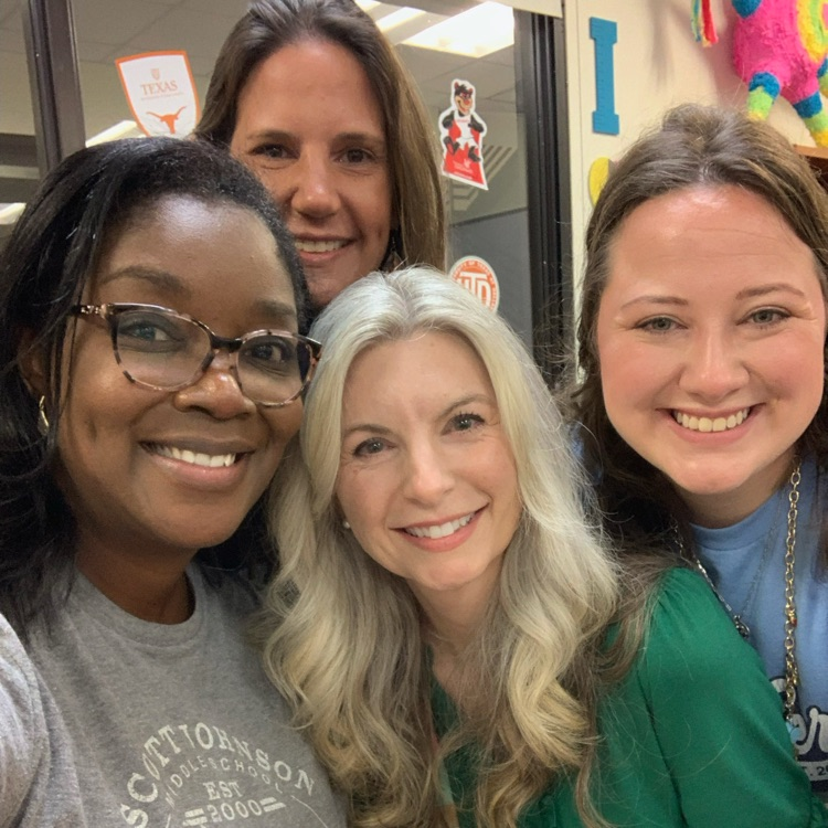 EvansPanthers's tweet image. It was a great day of learning for our Panthers at District Professional Learning Day! 🧠💡
From powerful collaboration to meaningful conversations—and a little fun along the way—it was a day well spent!
We can’t wait to welcome everyone back next week! 💙🐾 #EvansImpact