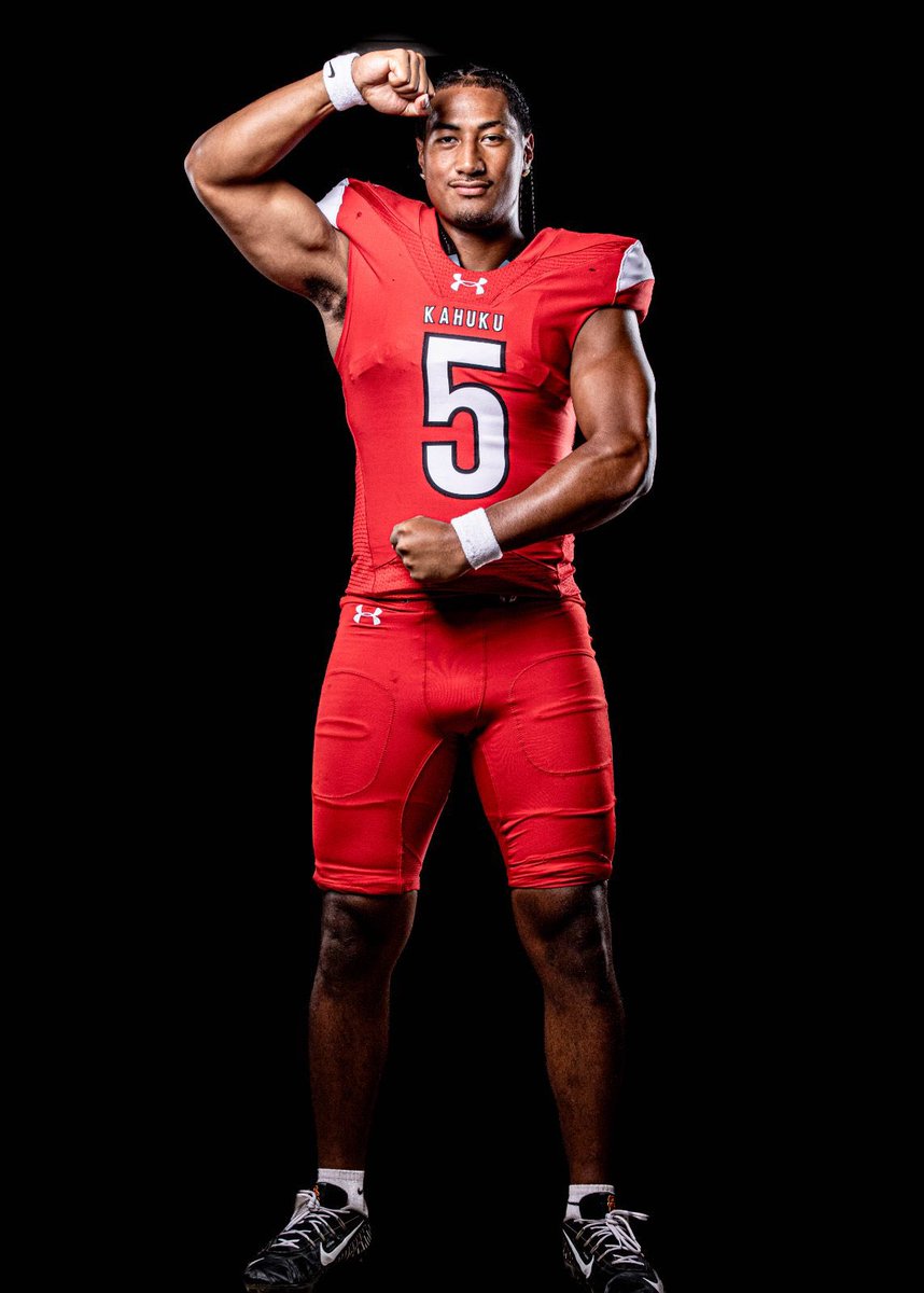 New threads… Senior szn putting on for the Red Raider Nation with #5!🇼🇸🇦🇸#RR4L
