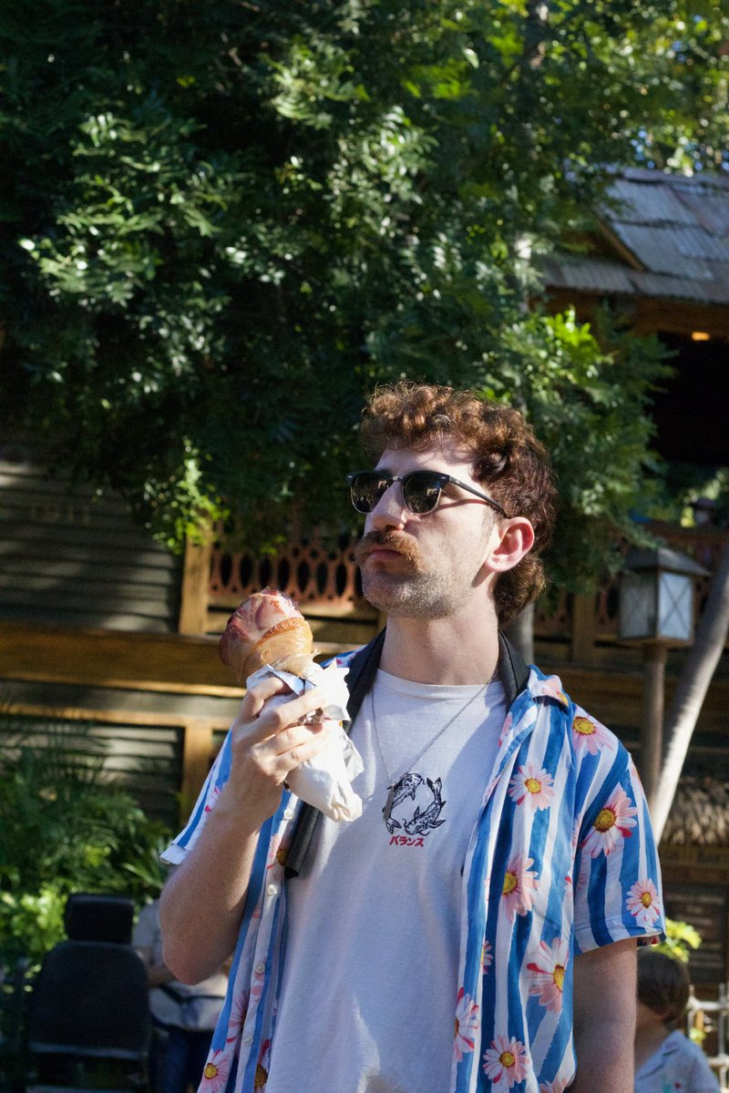 Disneyland turkey leg elitists are the only people I fully trust